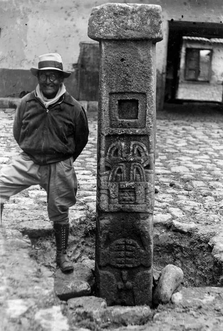 Sharuko: A Peruvian Archaeologist - Llamitas Spanish.com